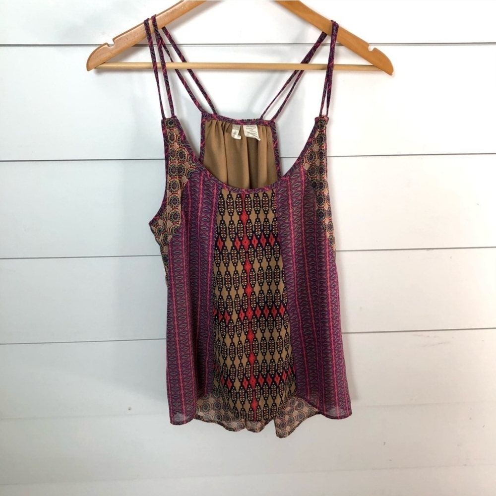 Patterned Sleeveless Top